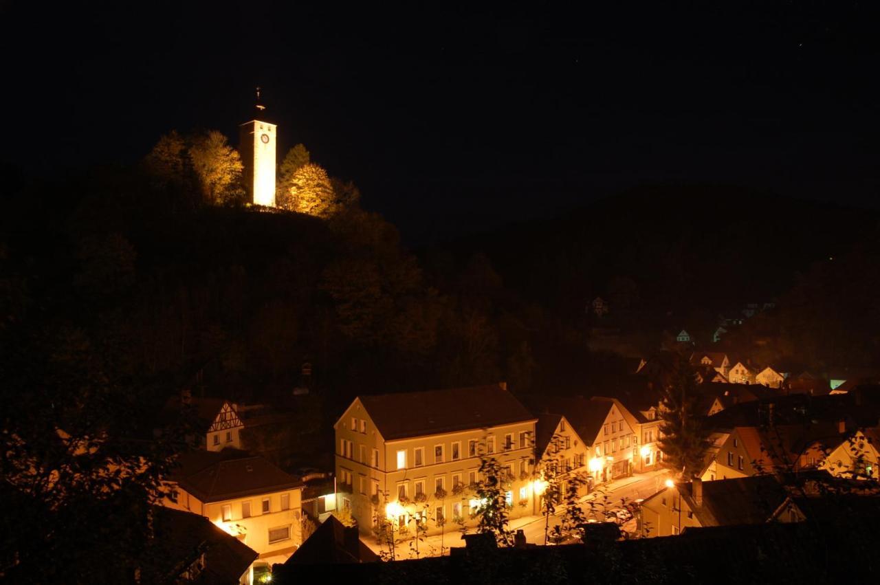 Hotel Haus Bauer バート・ベルネック・イム・フィヒテルゲビルゲ エクステリア 写真